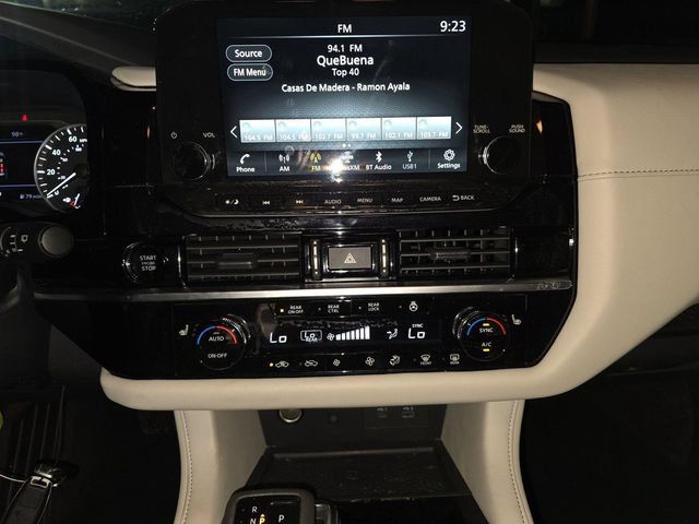 Certified 2025 Nissan Pathfinder SL FWD image 2