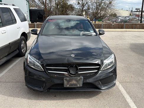 Used 2018 Mercedes-Benz C 300 Sedan image 2