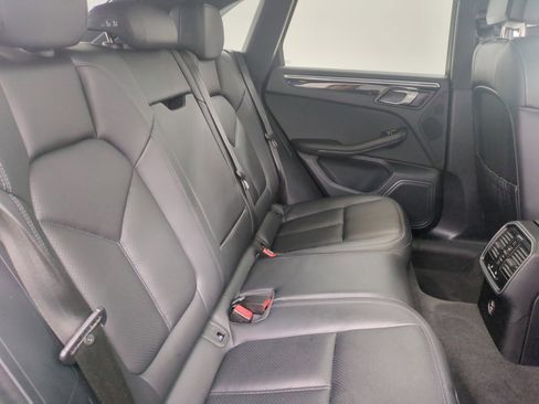 Certified 2023 Porsche Macan Turbo AWD/4WD image 24