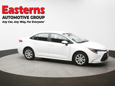 Used 2024 Toyota Corolla LE FWD image 45