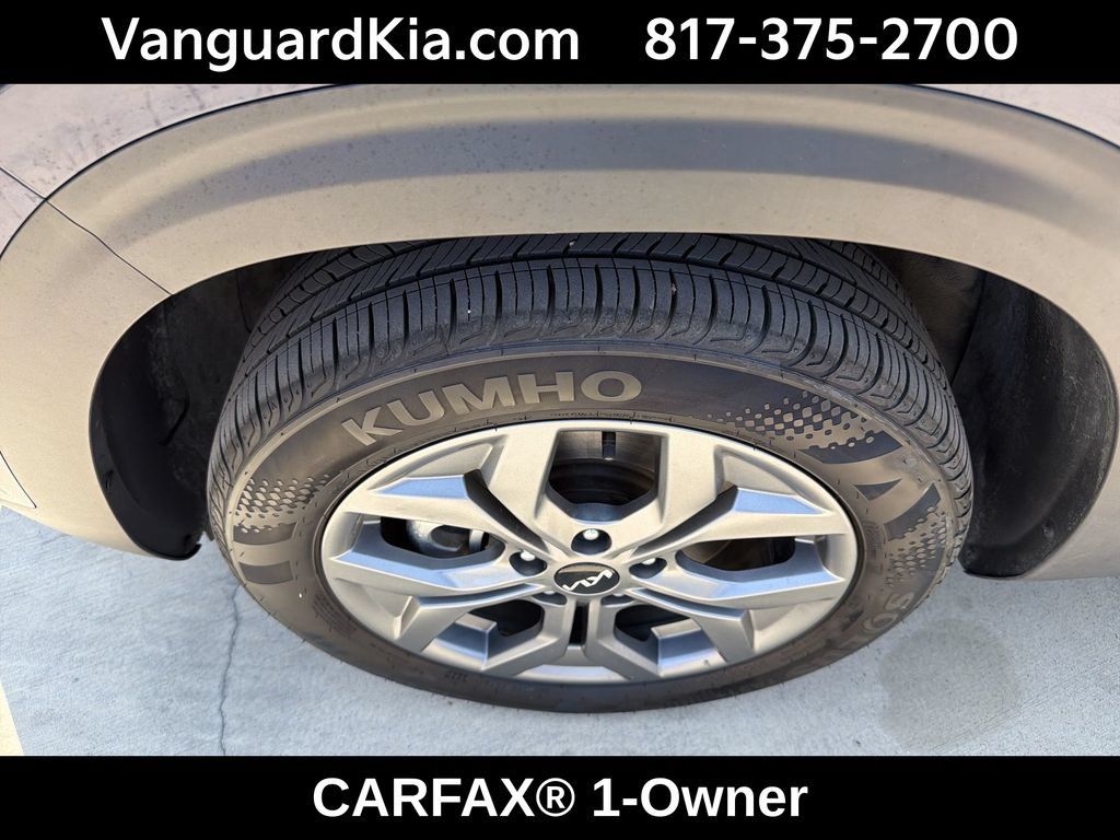 Certified 2026 Kia Seltos LX AWD/4WD image 21