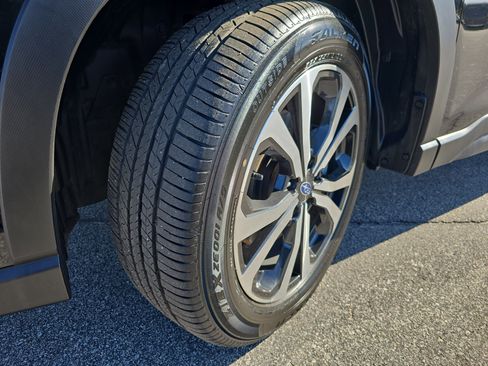 Used 2024 Subaru Forester Limited image 34