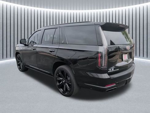 Certified 2025 Cadillac Escalade Sport Platinum AWD/4WD image 9