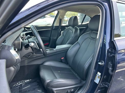 Used 2026 Genesis G70 2.5T RWD image 19