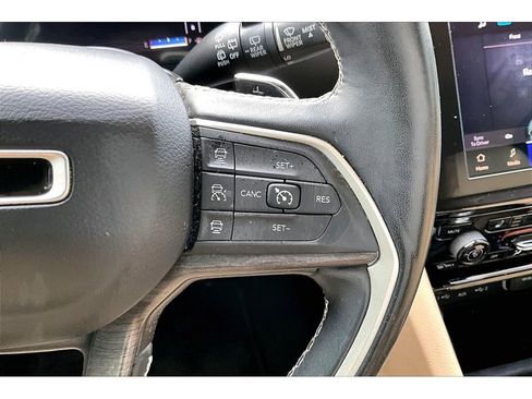 Used 2021 Jeep Grand Cherokee L Limited image 26