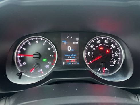 Used 2022 Toyota RAV4 XLE Premium AWD/4WD image 9