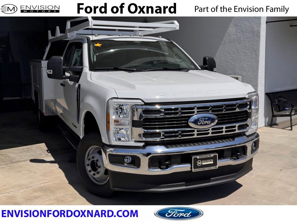 New 2025 Ford F350 XL w/ XL Chrome Package AWD/4WD image 1