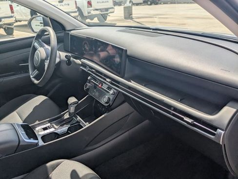 Used 2025 Hyundai Tucson SEL image 19
