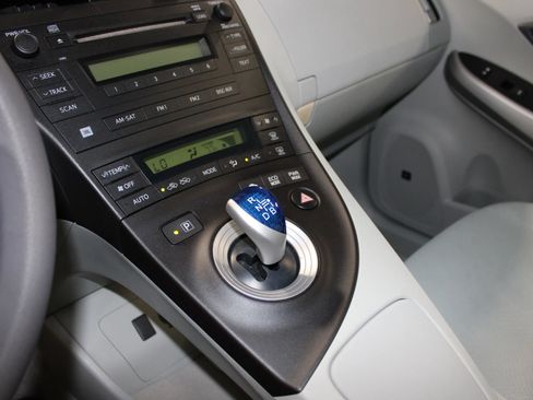 Used 2010 Toyota Prius FWD image 16