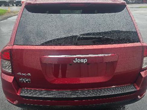 Used 2014 Jeep Compass Sport AWD/4WD image 7