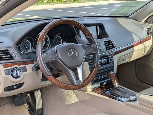 Used 2013 Mercedes-Benz E 350 Cabriolet image 12