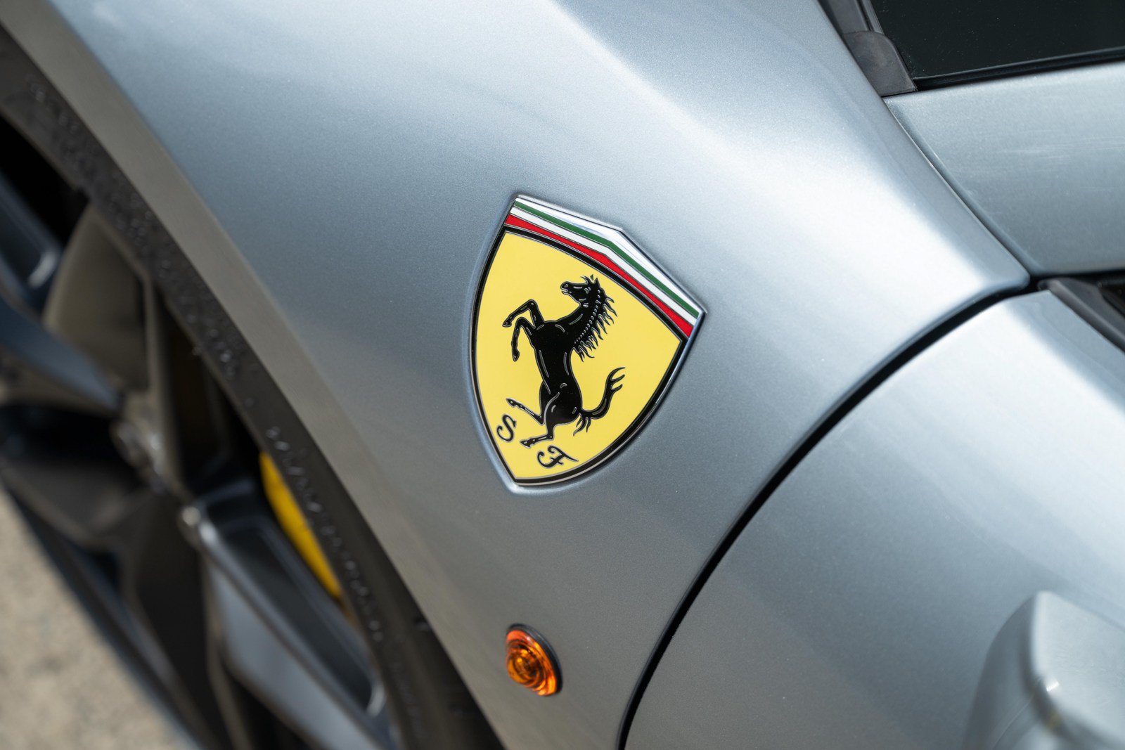 Used 2020 Ferrari 488 Pista Spider RWD image 17
