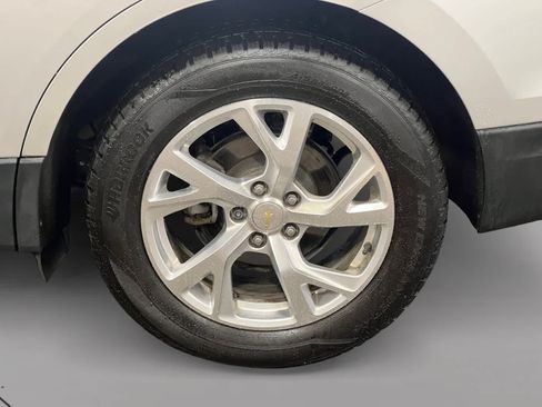 Used 2020 Chevrolet Equinox Premier AWD/4WD image 19