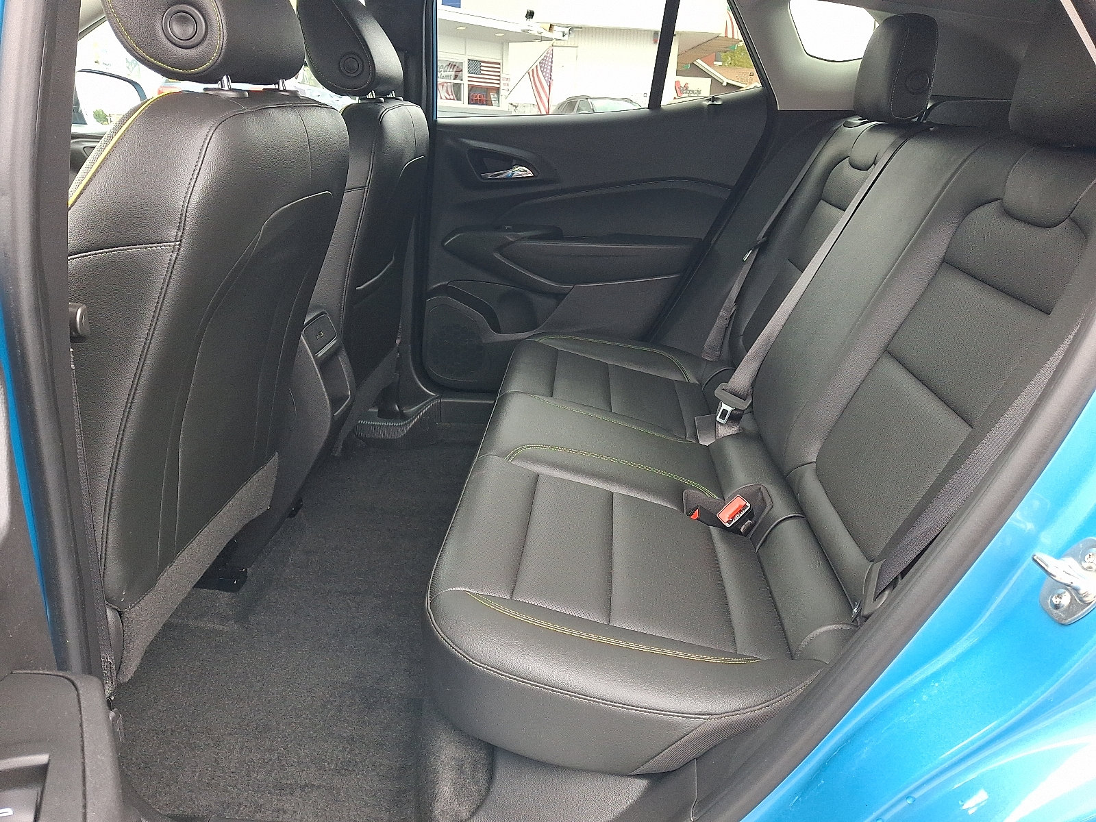 Used 2025 Chevrolet Trax ACTIV FWD image 11