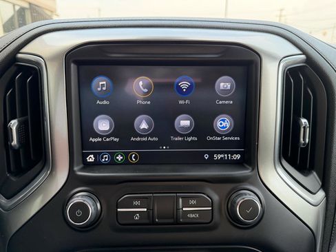 Used 2022 Chevrolet Silverado 2500 LT w/ Convenience Package image 17