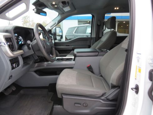 Used 2023 Ford F350 XLT w/ 360-Degree Camera Package image 18