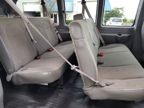 Used 2017 Chevrolet Express 2500 LS RWD image 33