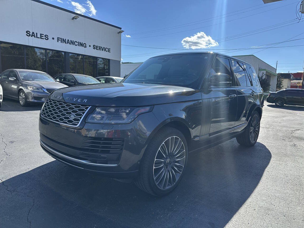Used 2018 Land Rover Range Rover Autobiography AWD/4WD image 1