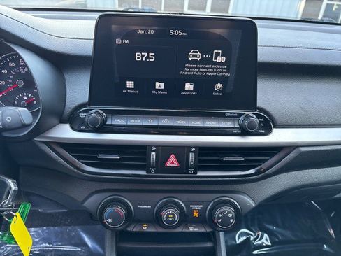 Used 2020 Kia Forte LXS image 17