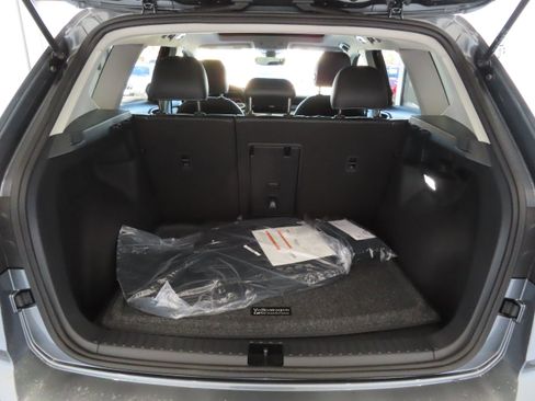 New 2026 Volkswagen Taos SEL AWD/4WD image 25