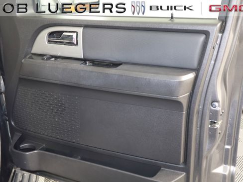 Used 2014 Ford Expedition Limited image 17