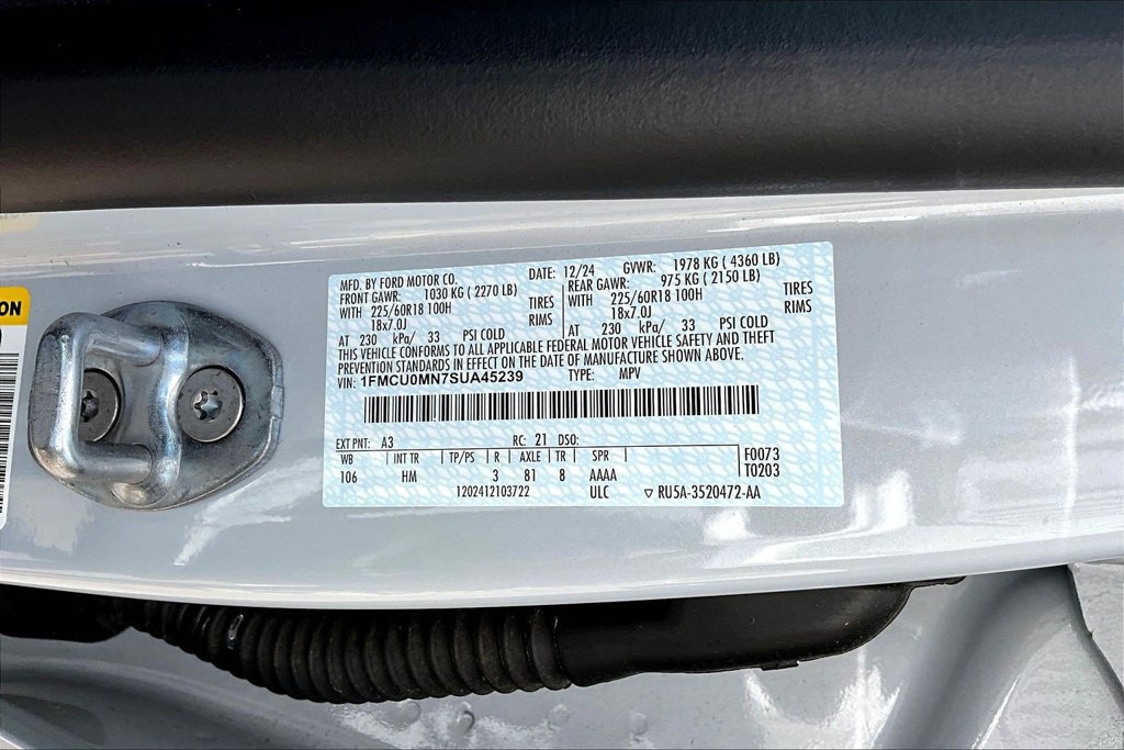 Used 2025 Ford Escape ST-Line FWD image 21