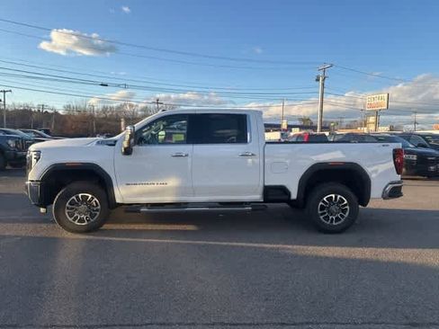 New 2026 GMC Sierra 2500 SLT w/ SLT Premium Package image 4