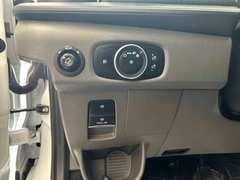 Used 2024 Ford Transit 350 XLT RWD image 40