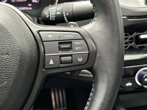 Used 2025 Honda Accord Sport image 28