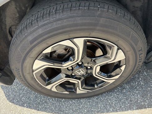 Used 2018 Honda CR-V Touring image 5