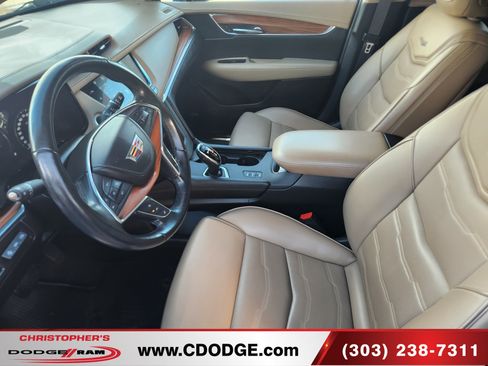 Used 2019 Cadillac XT5 Platinum image 10