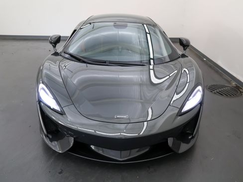 Used 2016 McLaren 570S Coupe RWD image 9