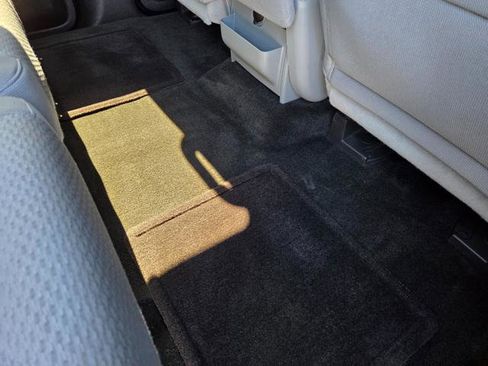 Used 2012 Ford F150 XLT w/ XLT Chrome Pkg image 32