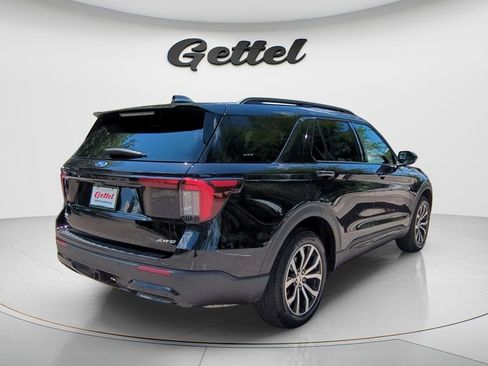 Used 2025 Ford Explorer ST-Line AWD/4WD image 5