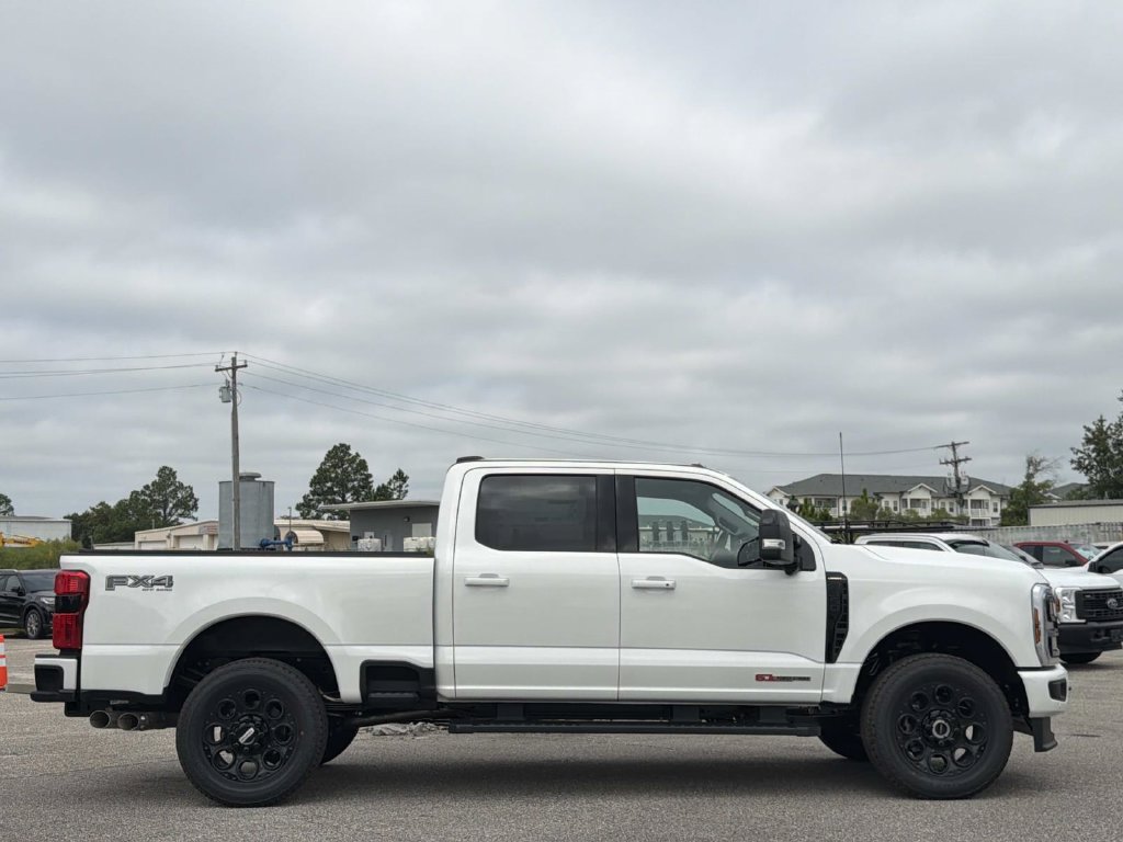 New 2027 Ford F350 Lariat w/ Black Appearance Package AWD/4WD image 4