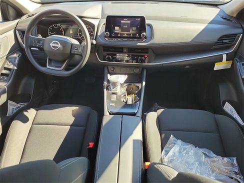 New 2026 Nissan Rogue S image 9