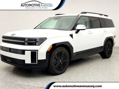 Used 2025 Hyundai Santa Fe Calligraphy AWD/4WD image 1