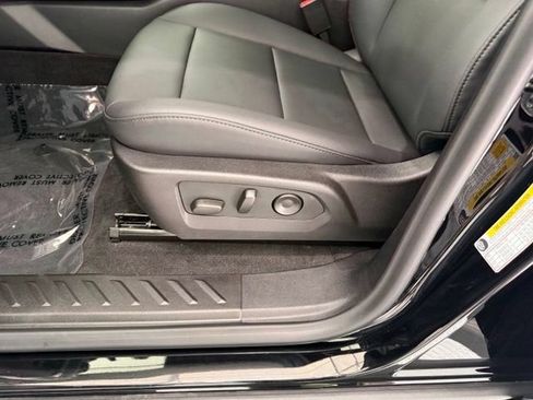 New 2026 Chevrolet Colorado Trail Boss AWD/4WD image 12