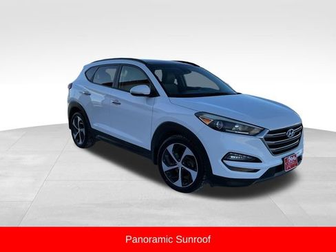Used 2016 Hyundai Tucson Limited w/ Option Group 03 image 9