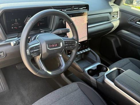 Used 2026 GMC Terrain Elevation AWD/4WD image 11