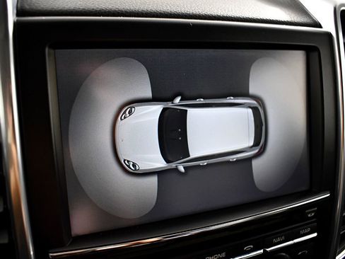 Used 2015 Porsche Cayenne S image 30