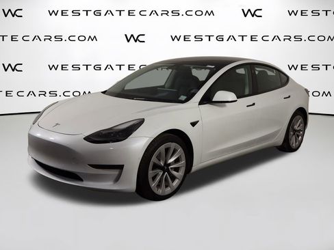 Used 2022 Tesla Model 3 image 1