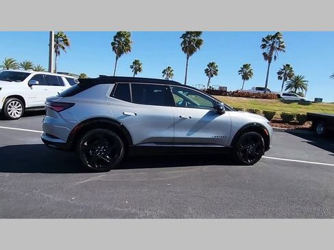 New 2026 Chevrolet Equinox EV RS image 29