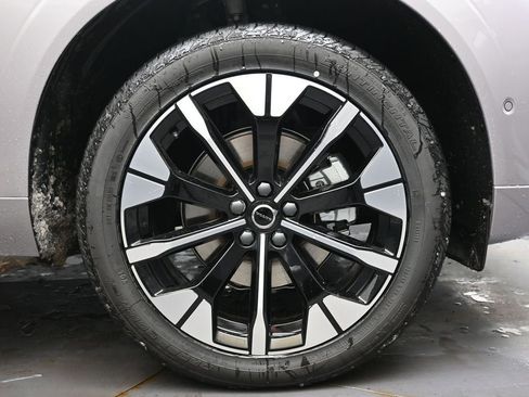 New 2026 Volvo XC60 B5 Plus w/ Protection Package Premier image 10