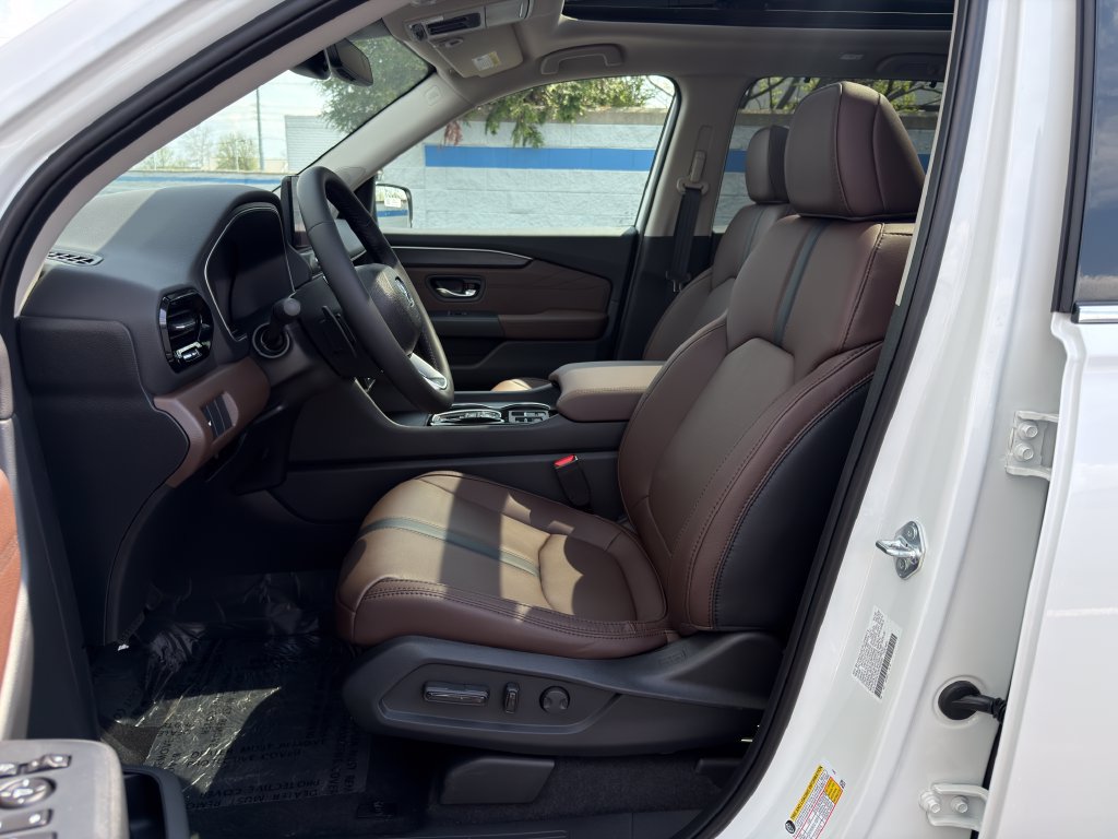 New 2026 Honda Pilot Touring image 17