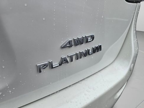 Used 2016 Nissan Pathfinder Platinum AWD/4WD image 35