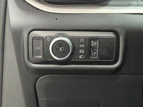 Used 2023 Ford Explorer XLT w/ Equipment Group 202A image 15