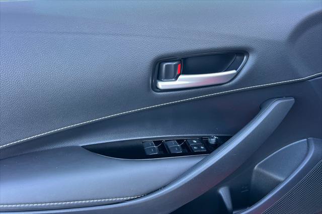 Certified 2025 Toyota Corolla SE w/ SE Package FWD image 12