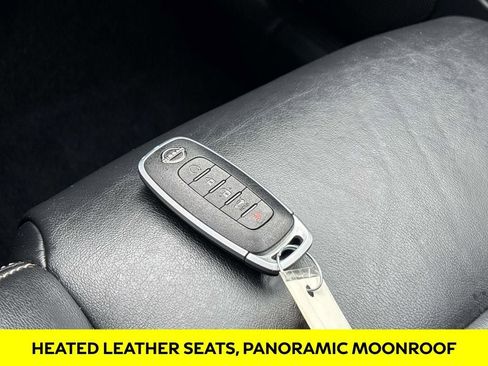 Used 2023 Nissan Rogue SL image 28