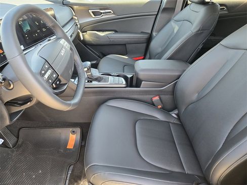 New 2026 Kia Sportage EX image 9